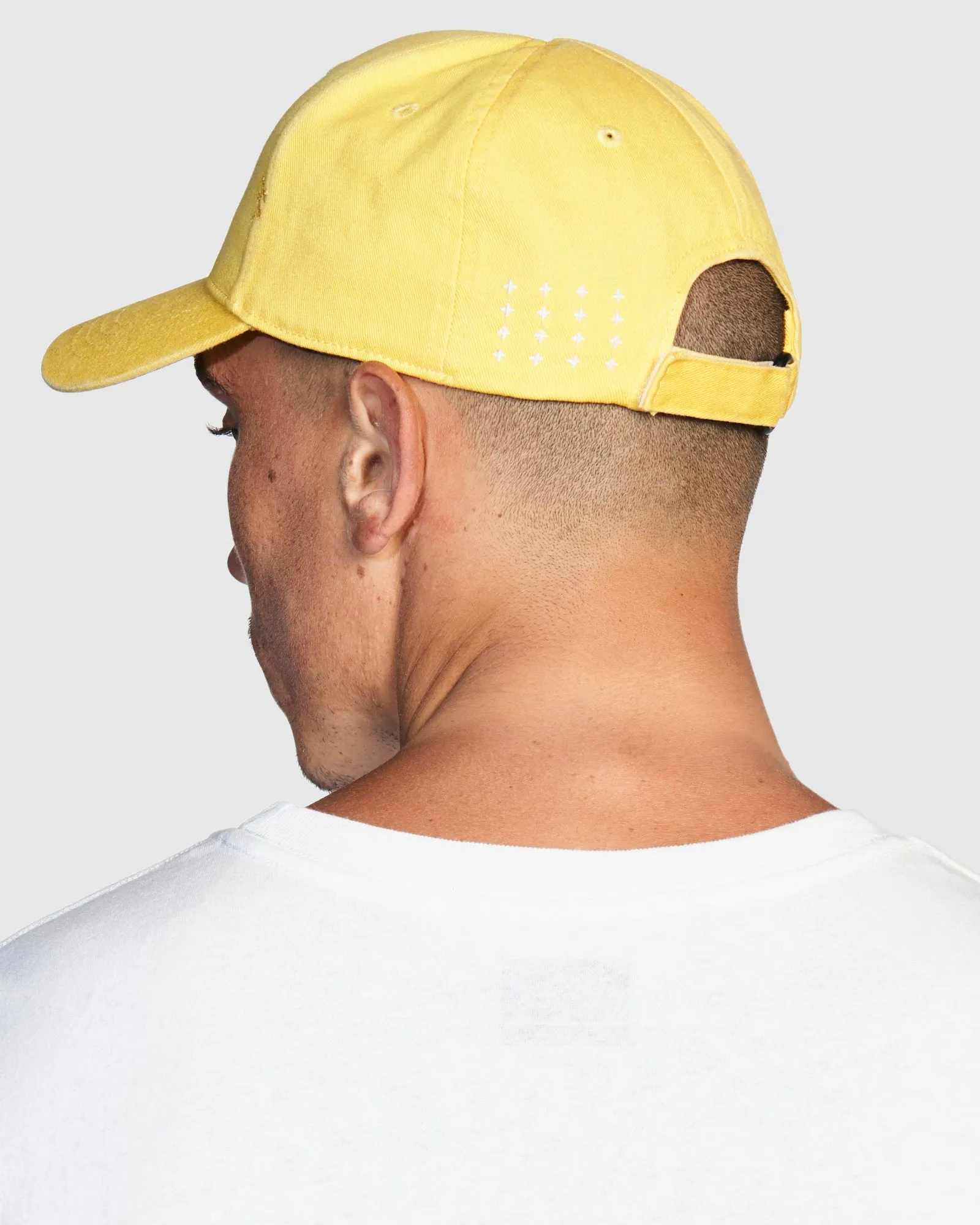 4 X 4 CROSS DOLLAR CAP YELLOW