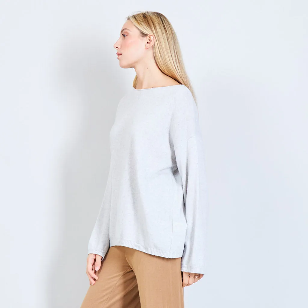 Basic boat neck sweater in solid color wholesale