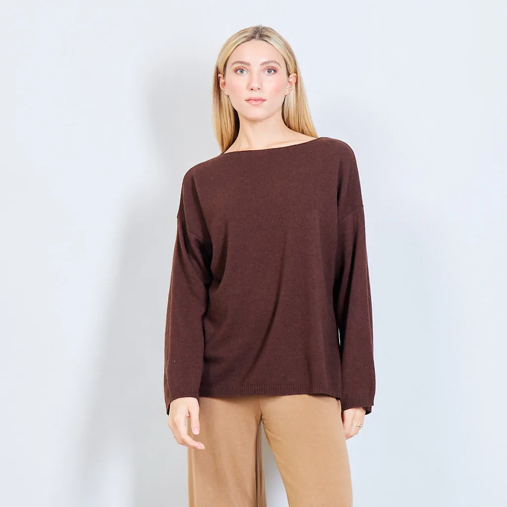 Basic boat neck sweater in solid color wholesale