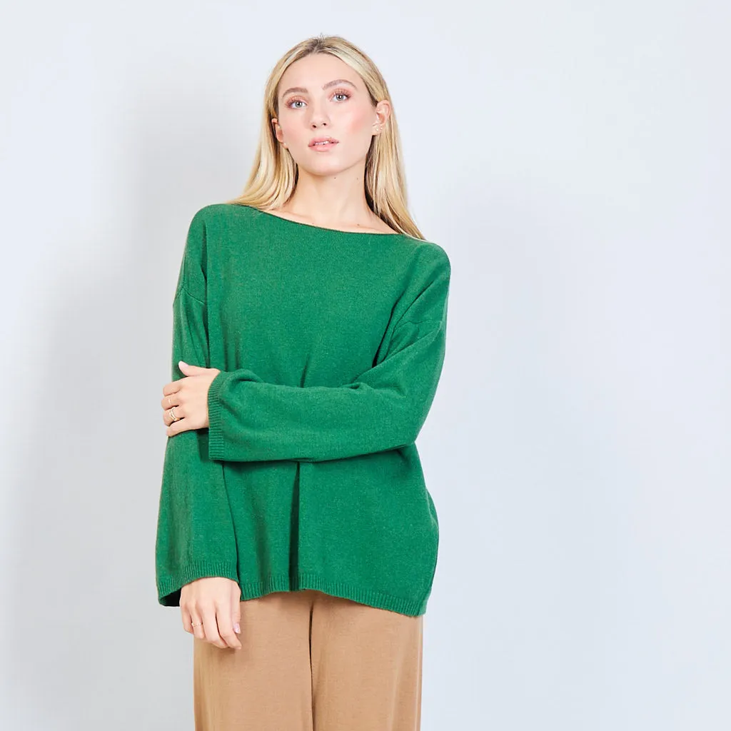 Basic boat neck sweater in solid color wholesale