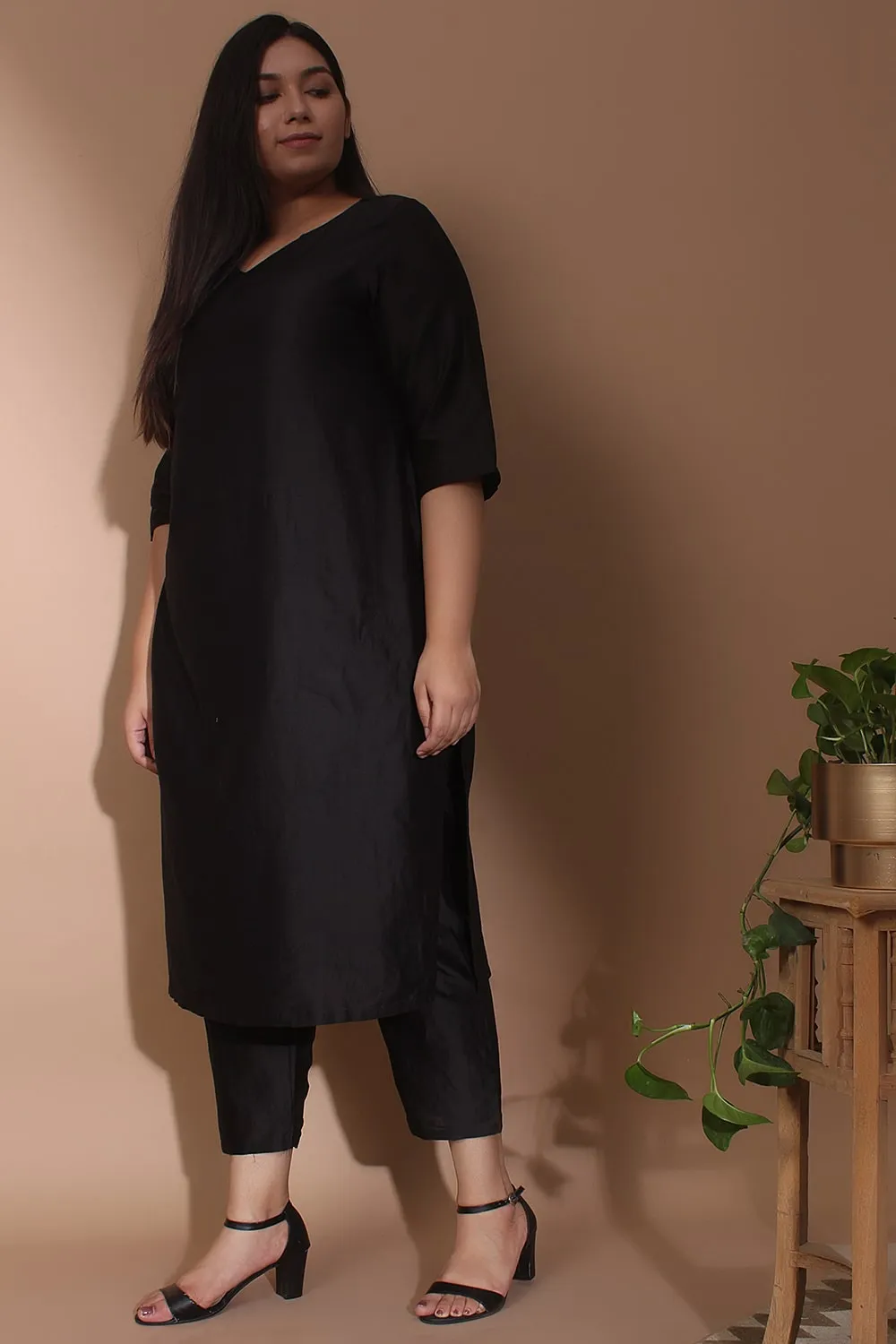 Black Chanderi Straight Fit Kurta