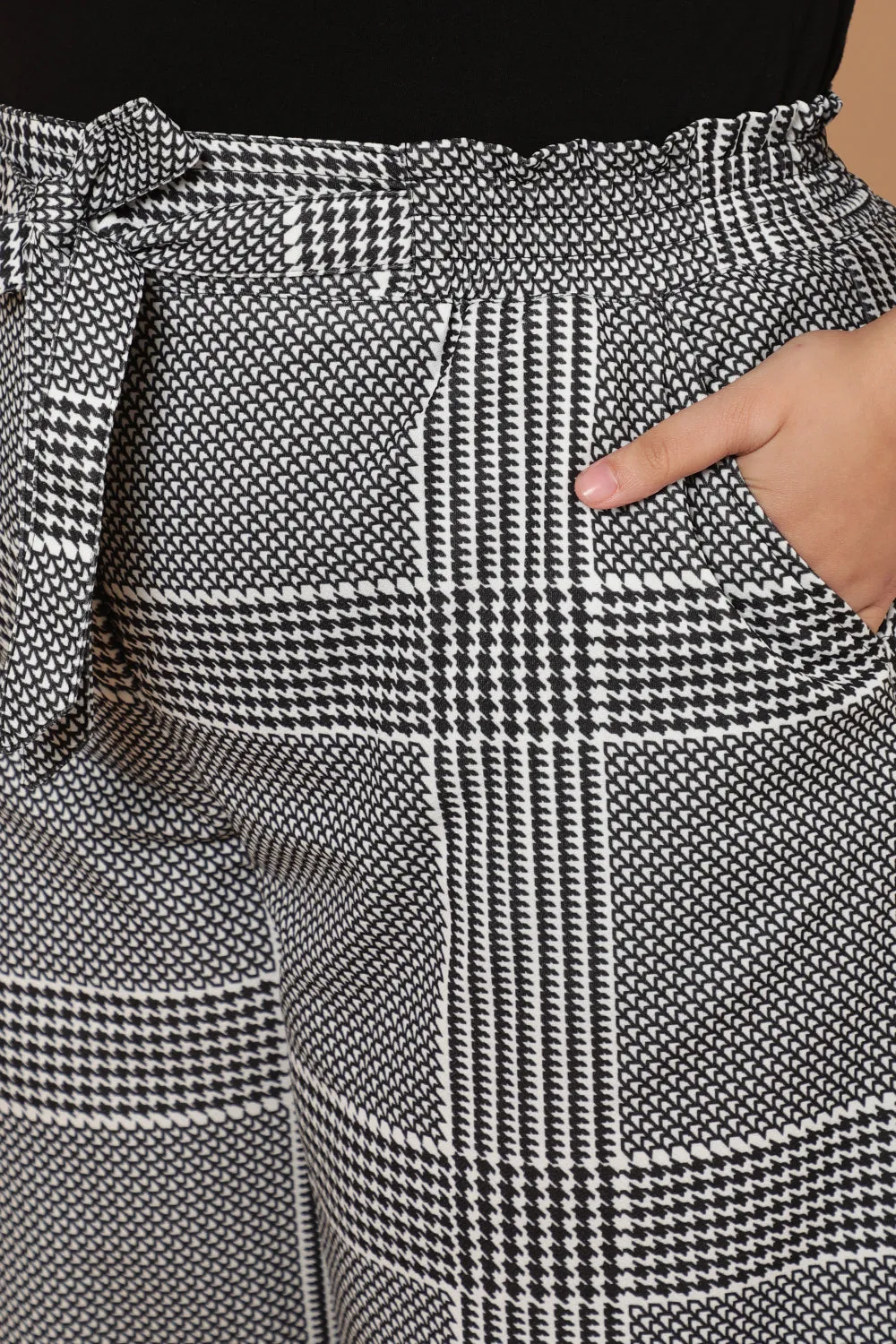 Black White Houndstooth Checkered Pants