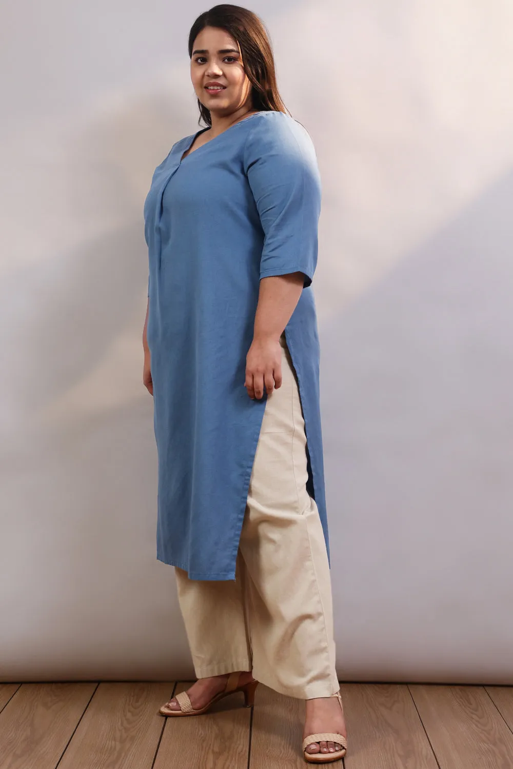 Blue Cotton Linen V Neck Centre Pleat Kurti