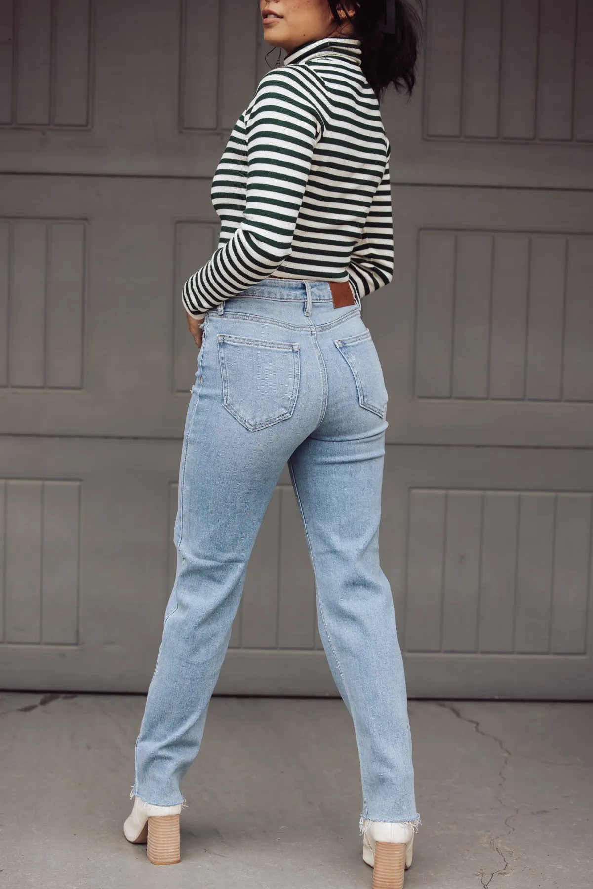 Hidden Jeans Tracey High Waist Straight Jeans - Light Blue