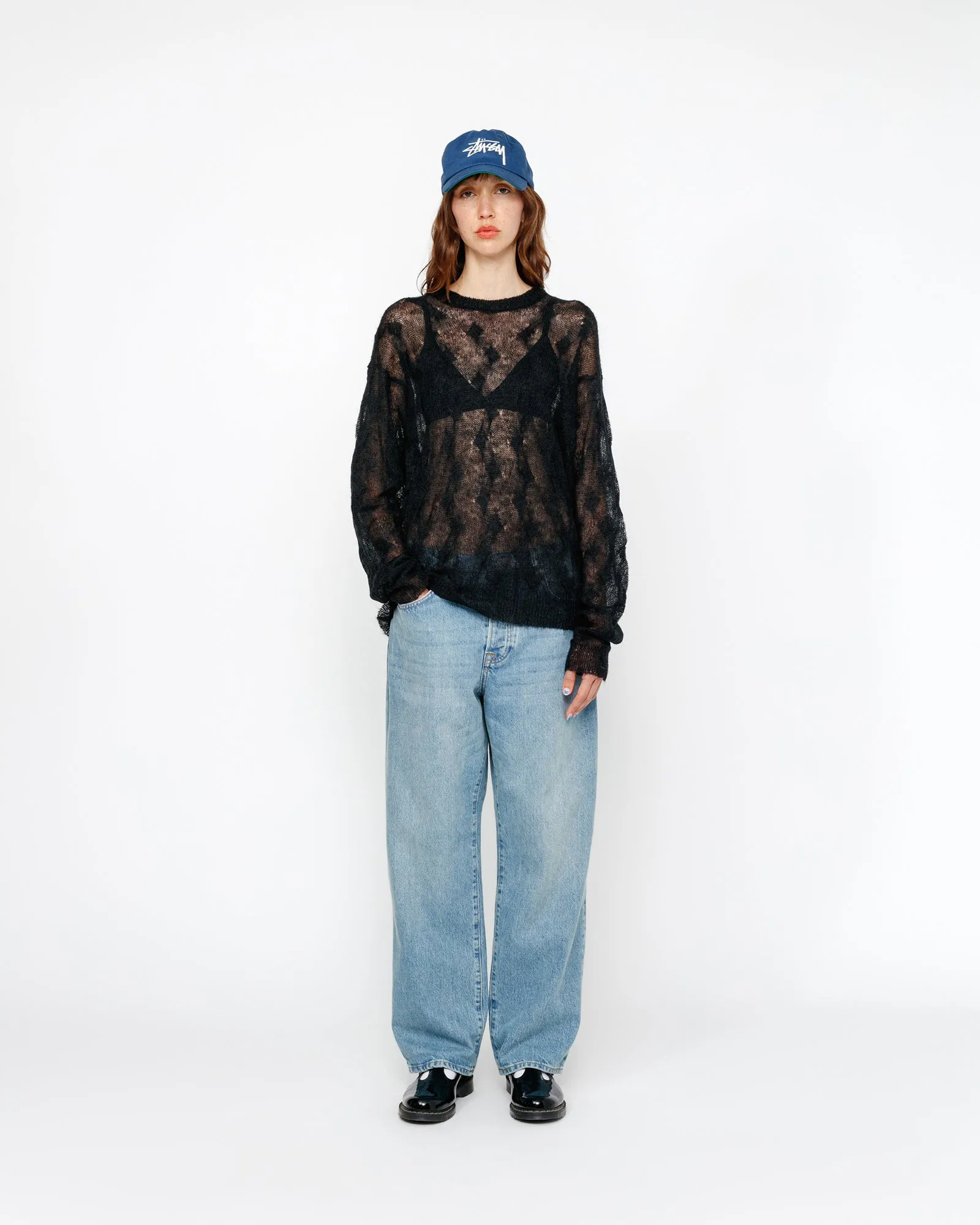 LOOSE KNIT CROSS CABLE SWEATER