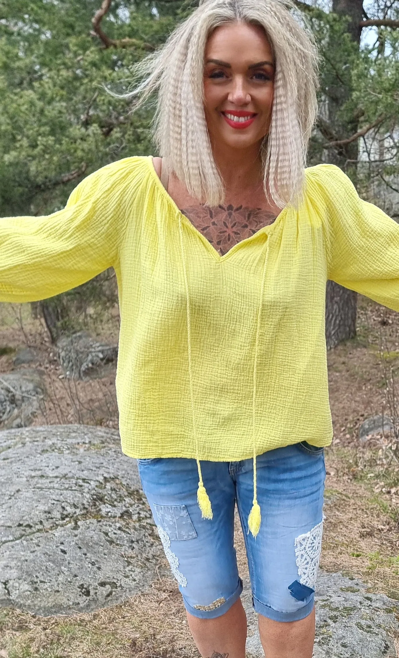 Maggie Blouse Yellow