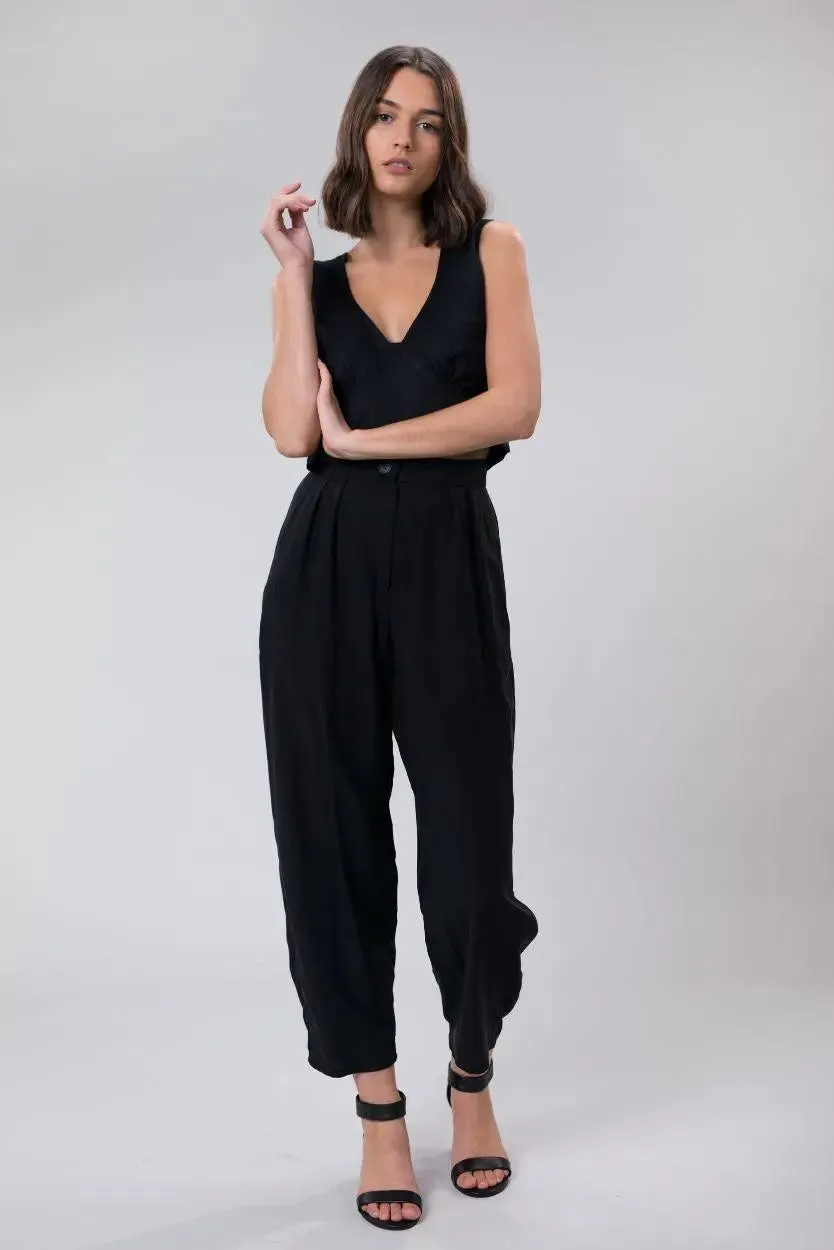 Marilyn pant in black tencel by Wilga Clothing