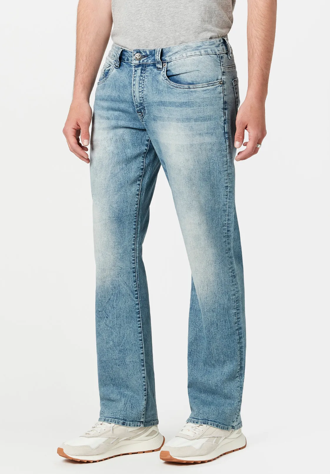 Relaxed Straight Driven Men's Jeans in Sandblasted Light Blue - BM20606