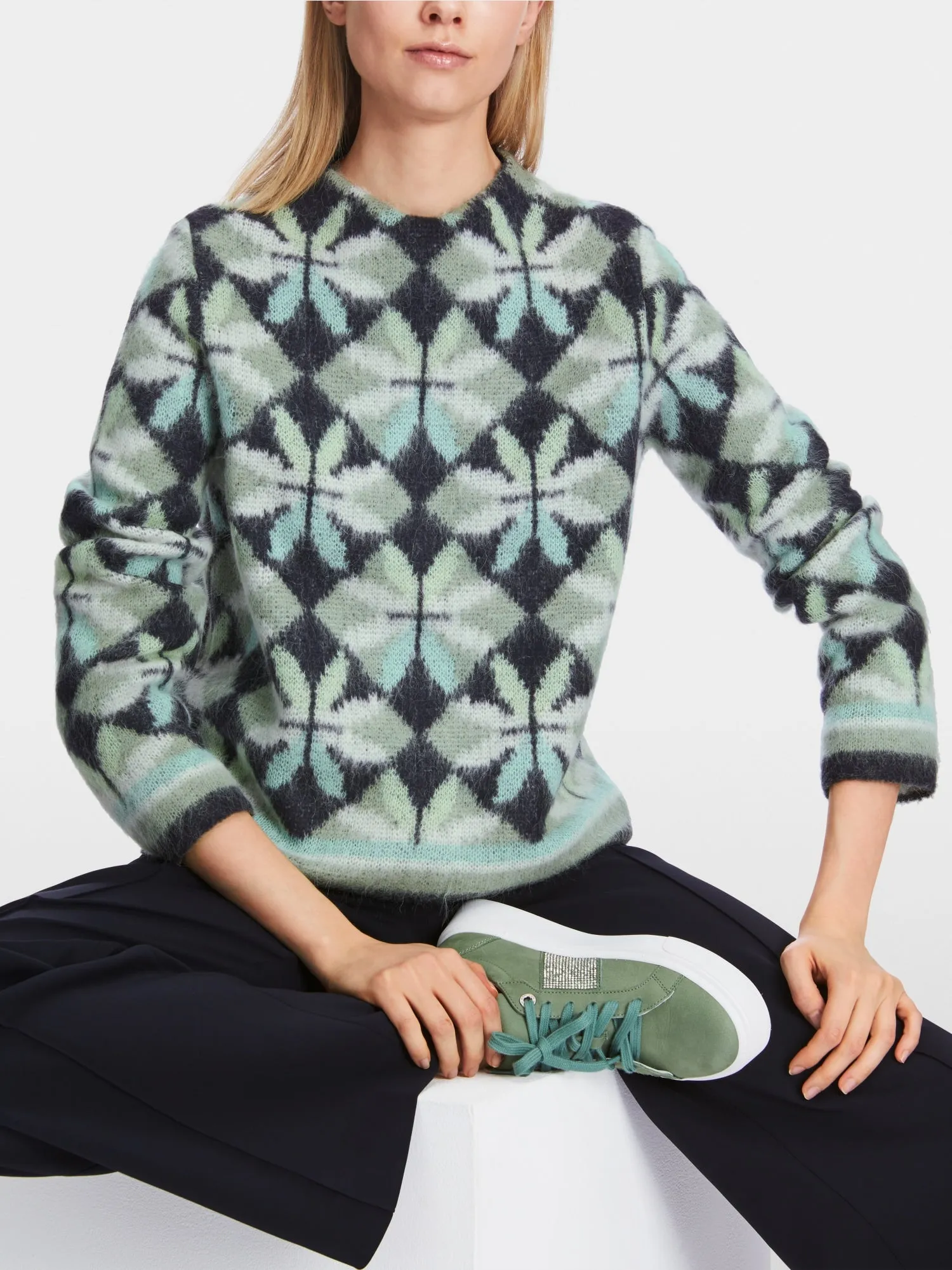 Sweater - Avocado/Navy/Grey